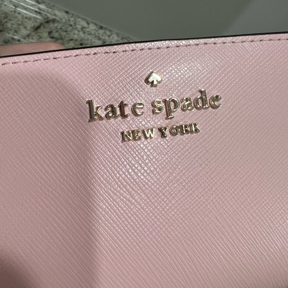 LIKE NEW Kate Spade Staci Wallet 🩷 - Picture 7 of 8